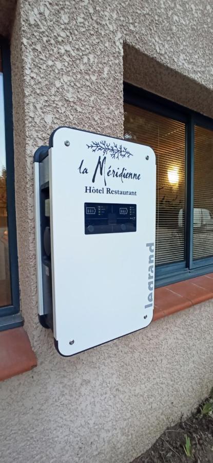 Hotel Restaurant Logis La Meridienne Anglards de Saint Flour Dış mekan fotoğraf