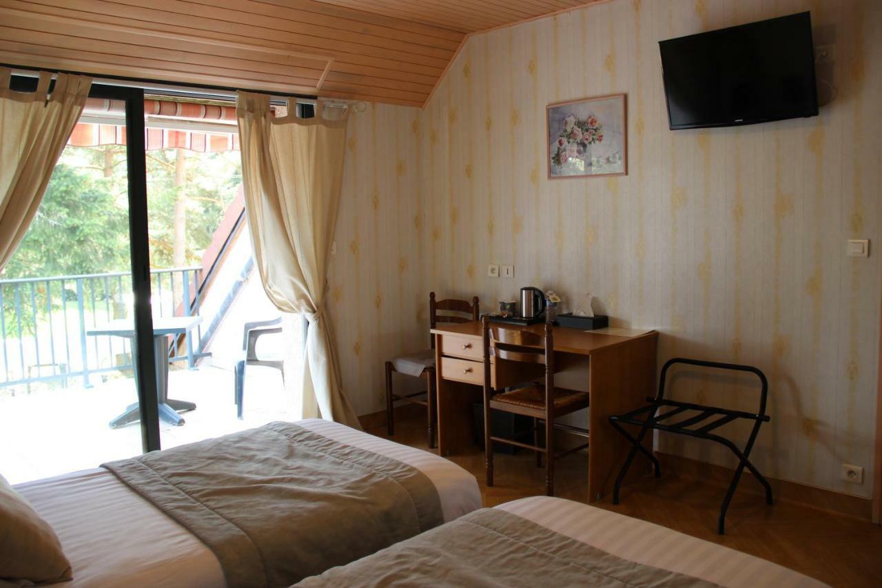 Hotel Restaurant Logis La Meridienne Anglards de Saint Flour Dış mekan fotoğraf